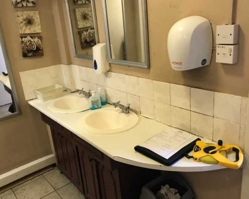 commercial-toilet-refurb2